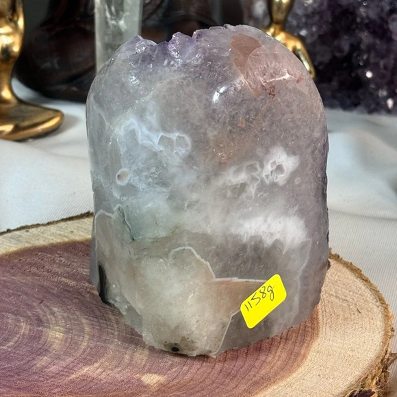 Druzy Rainbow Amethyst from Brazil - Looks beautiful on a light base!!💜 - Picture 5 of 6
